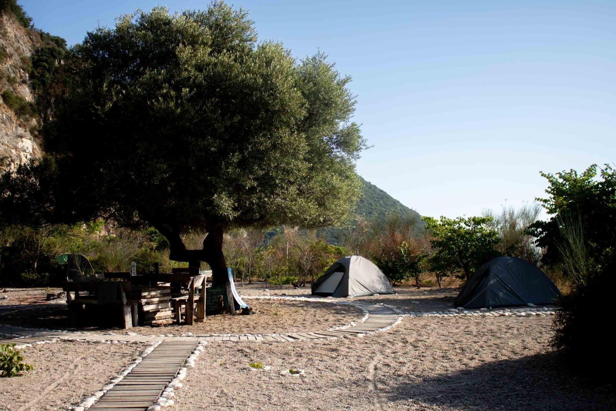 Lost Paradise Eco Camping Himare Esterno foto