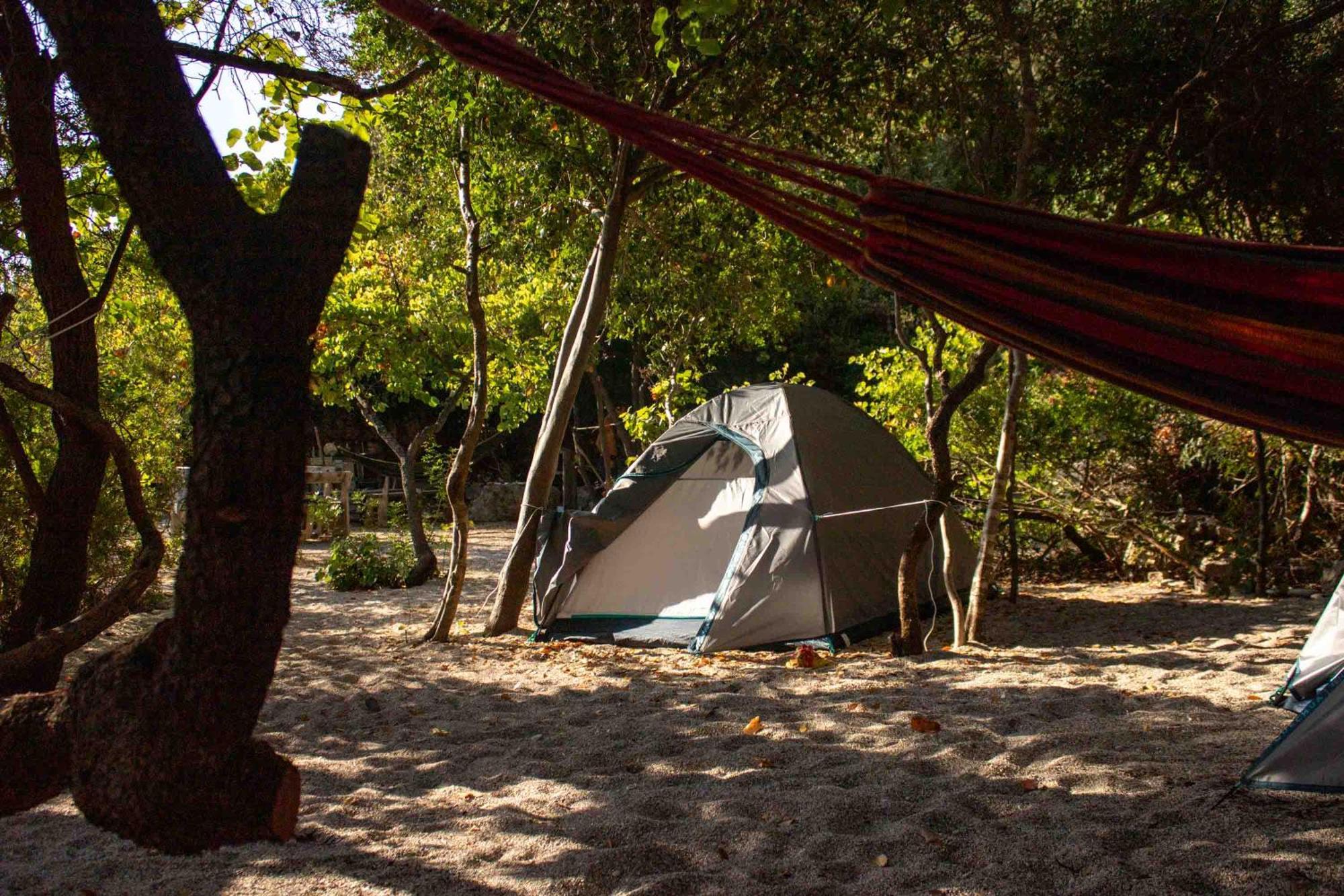 Lost Paradise Eco Camping Himare Esterno foto