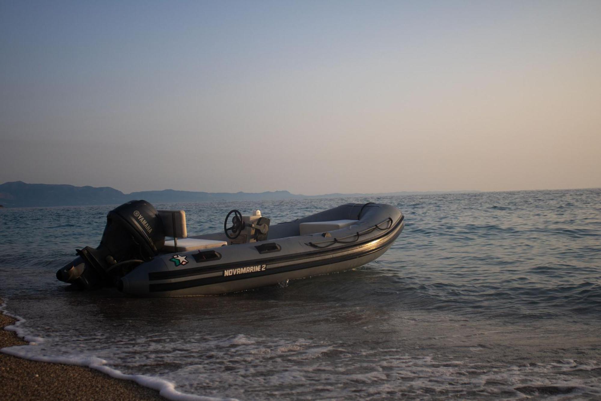 Lost Paradise Eco Camping Himare Esterno foto