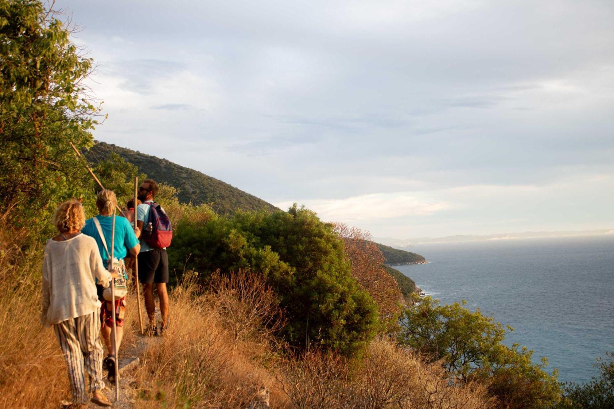 Lost Paradise Eco Camping Himare Esterno foto